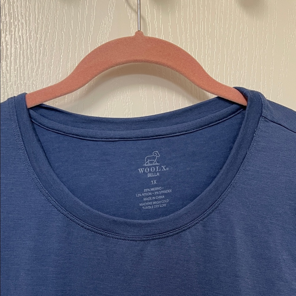 Woolx Bella Elegant Blue Sleeveless Women's Tank Top - Picture 2 of 7